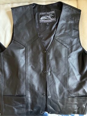 Men's Black Leather Vest Sz xsmall